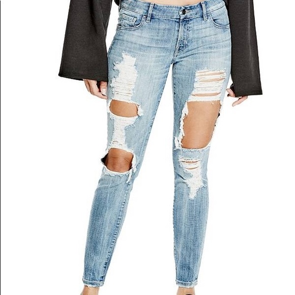 distressed curvy jeans